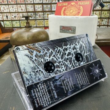 Frozen Soul - Glacial Domination (Cassette - UV Printed)